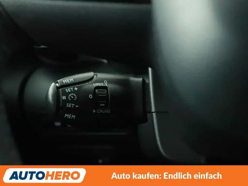 Citroën C3 Aircross 1.2 PureTech Shine *NAVI*TEMPO*CAM* 01/2018-photo-29
