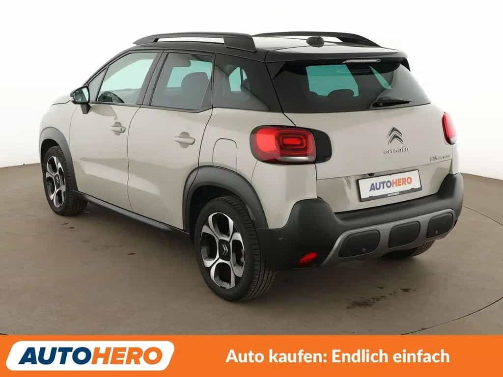 Citroën C3 Aircross 1.2 PureTech Shine *NAVI*TEMPO*CAM* 01/2018-photo-3