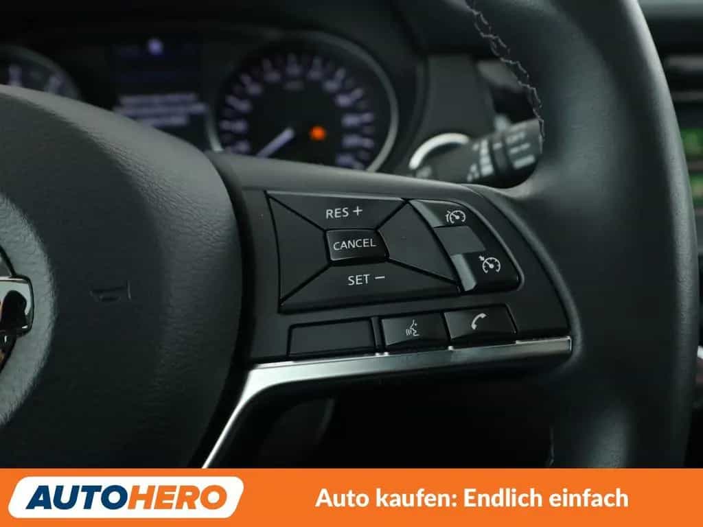Nissan Qashqai 1.3 DIG-T Zama Aut*NAVI*TEMPO*CAM*PDC* 02/2021-photo-27
