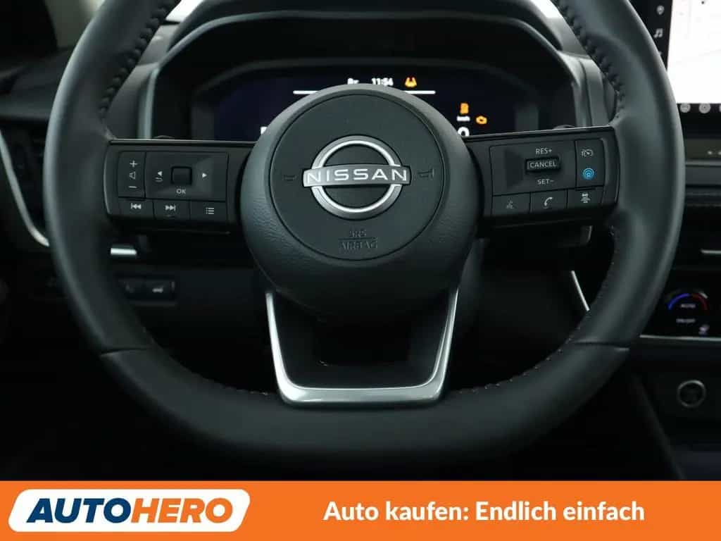 Nissan Qashqai 1.3 DIG-T Mild-Hybrid N-Connecta Aut*NAV 12/2024-photo-18
