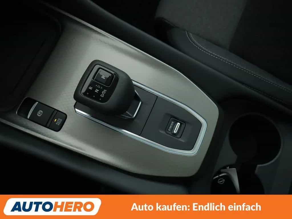 Nissan Qashqai 1.3 DIG-T Mild-Hybrid N-Connecta Aut*NAV 12/2024-photo-23