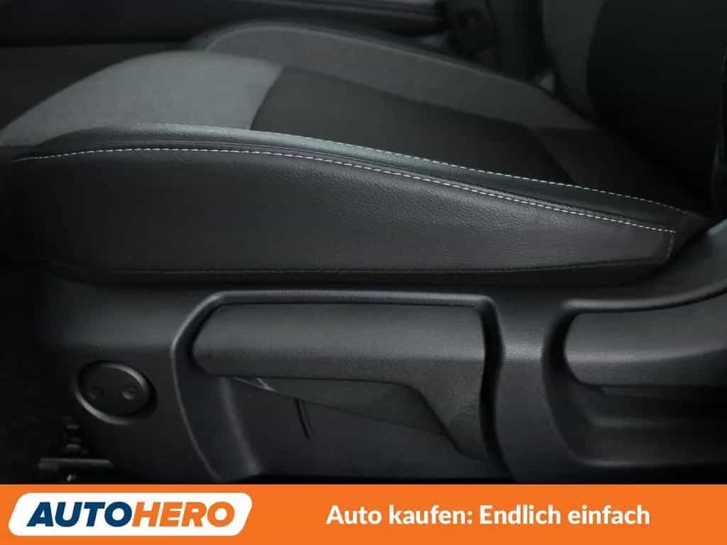 Nissan Qashqai 1.3 DIG-T Mild-Hybrid N-Connecta Aut*NAV 12/2024-photo-27