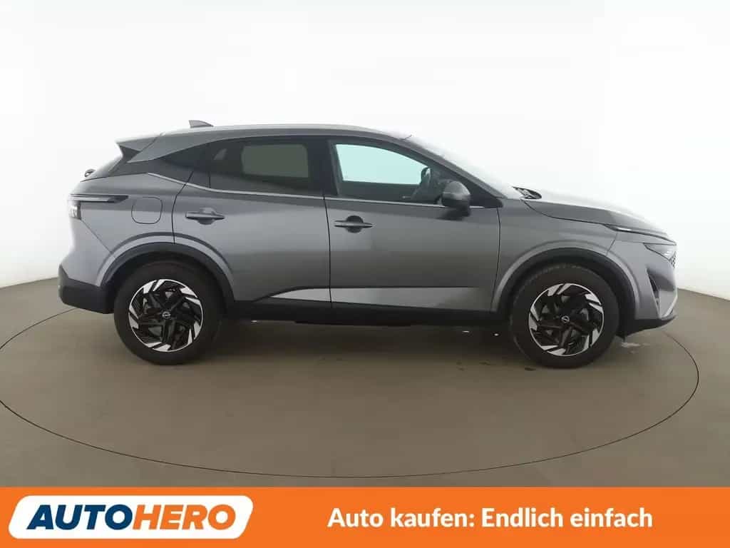 Nissan Qashqai 1.3 DIG-T Mild-Hybrid N-Connecta Aut*NAV 12/2024-photo-6