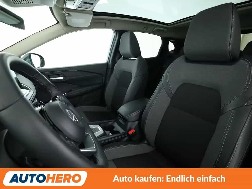 Nissan Qashqai 1.3 DIG-T Mild-Hybrid N-Connecta Aut*NAV 12/2024-photo-9