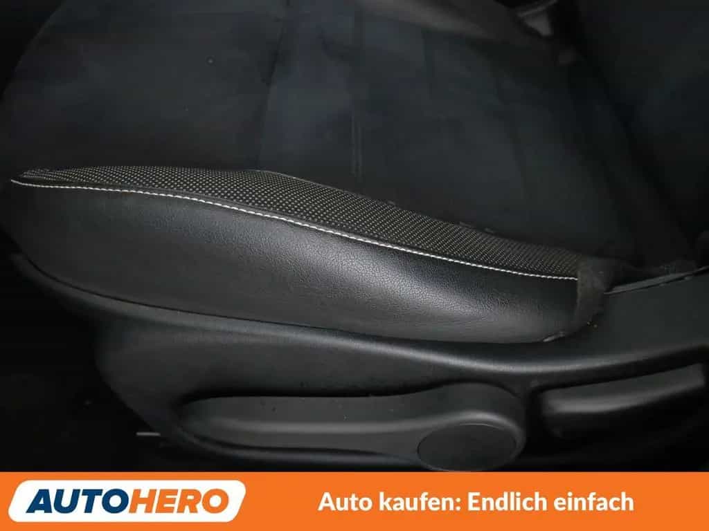 Nissan Juke 1.2 N-Connecta*NAVI*CAM*SHZ*PANO*KLIMA* 09/2017-photo-28