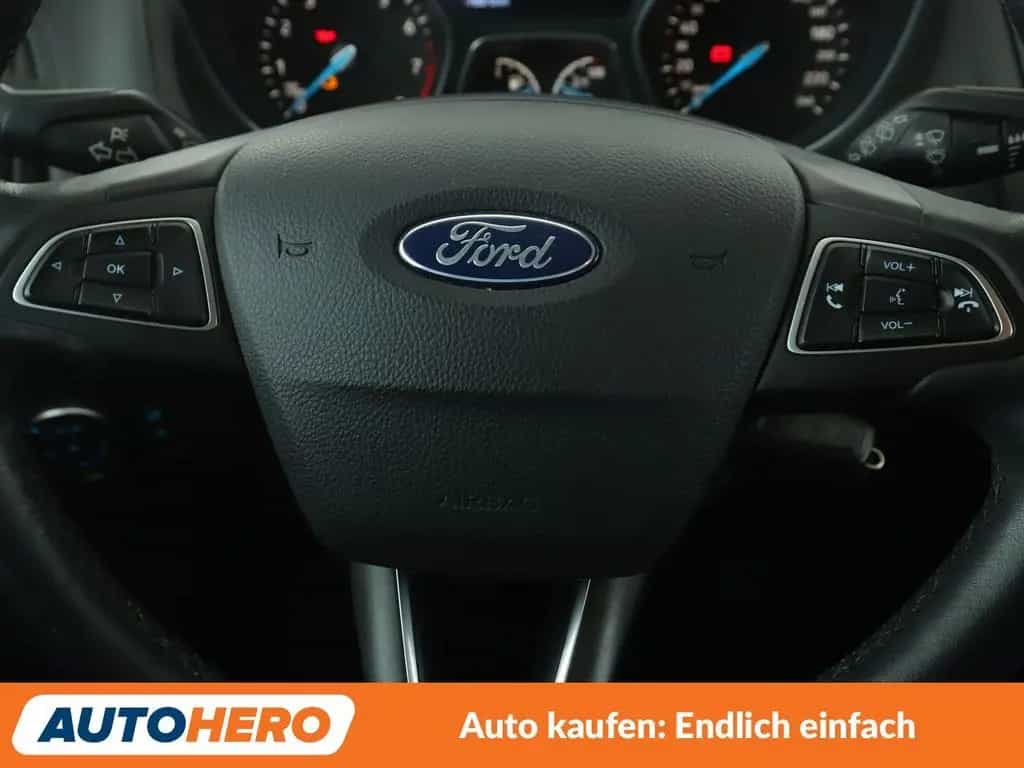 Ford Focus 1.0 EcoBoost Cool&Connect*NAVI*PDC*SHZ* 08/2018-photo-18