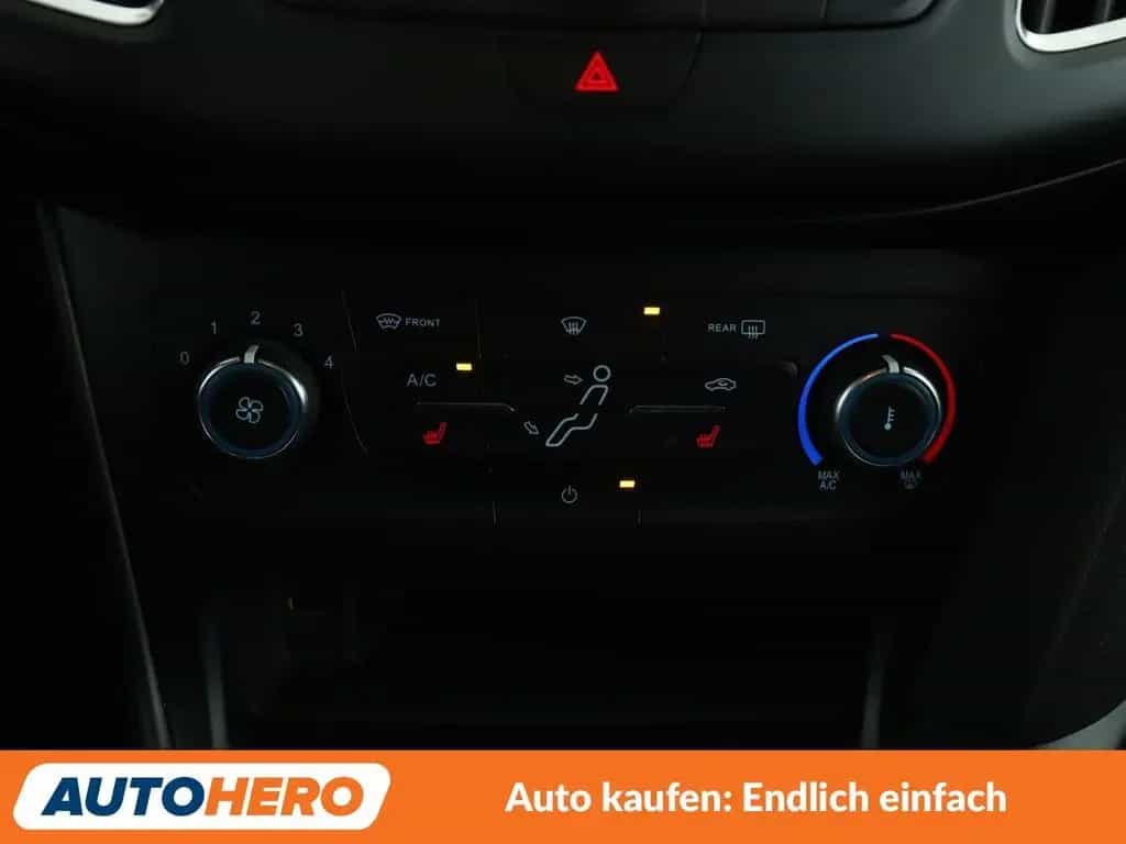 Ford Focus 1.0 EcoBoost Cool&Connect*NAVI*PDC*SHZ* 08/2018-photo-23