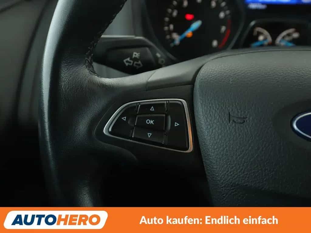 Ford Focus 1.0 EcoBoost Cool&Connect*NAVI*PDC*SHZ* 08/2018-photo-26