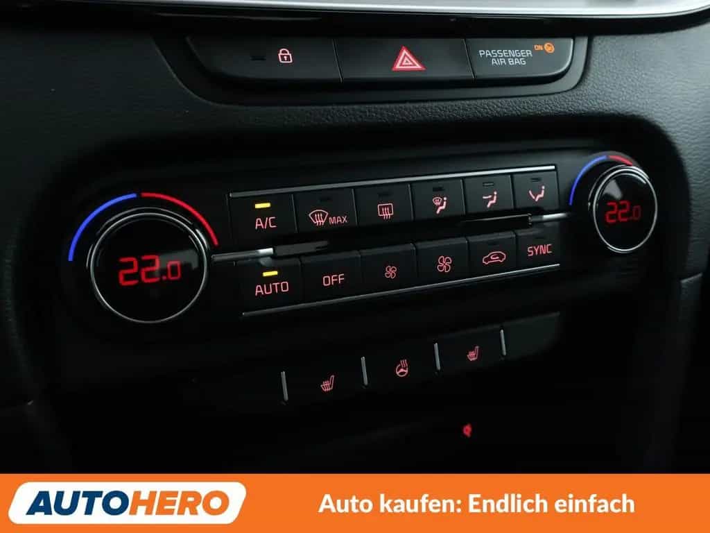 Kia XCeed 1.6 TGDI GT-Line 10/2022-photo-21