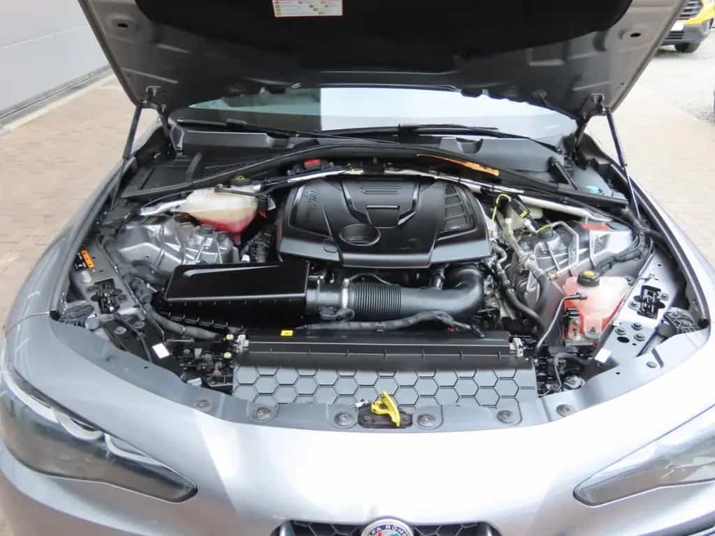 Alfa Romeo Giulia Super 1.Hd*Bi-Xen*Navi*Standheiz.*SHZ*PDC 10/2017-photo-30