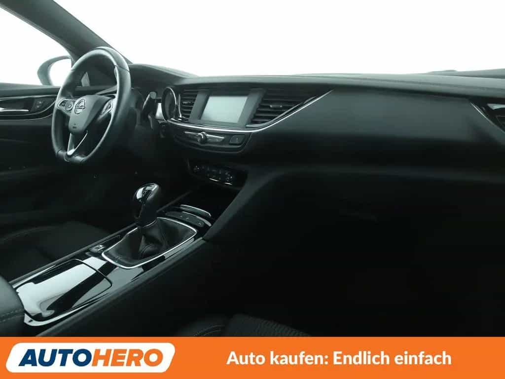 Opel Insignia Sports Tourer 1.5 SIDI Turbo INNOVATION 03/2019-photo-12