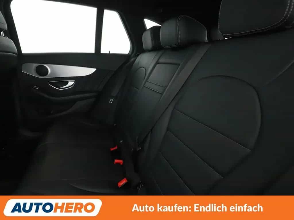 Mercedes-Benz C-Class 180 CGI T AMG Line*LED*NAVI*TEMPO*PDC*SHZ* 10/2017-photo-13