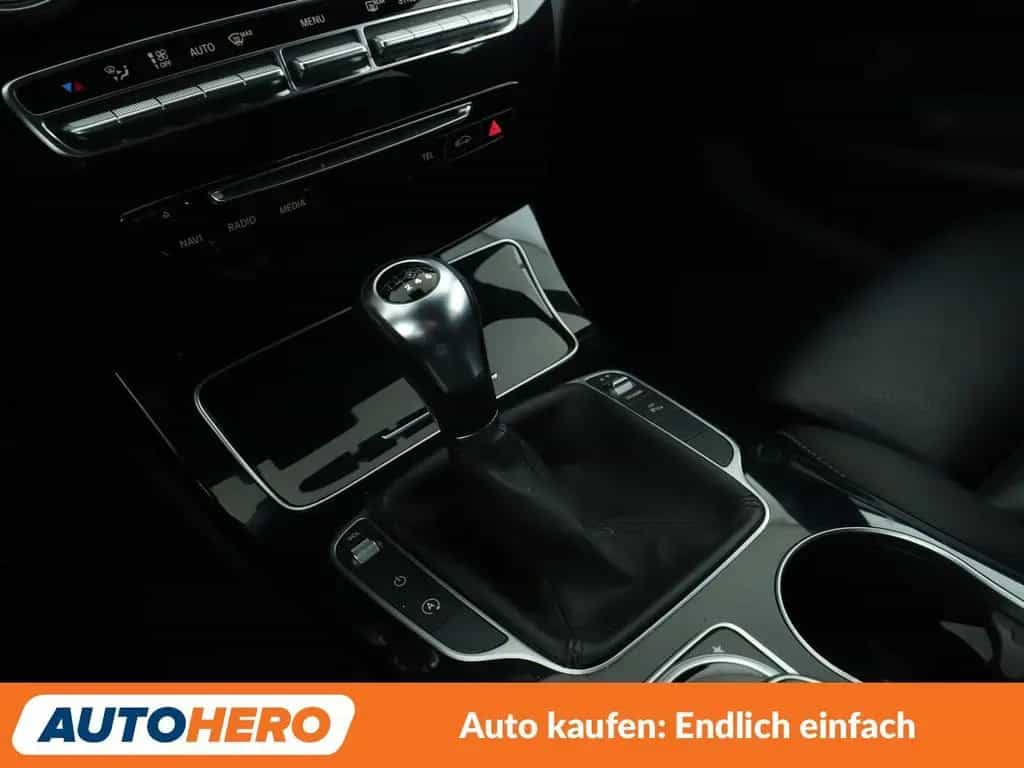 Mercedes-Benz C-Class 180 CGI T AMG Line*LED*NAVI*TEMPO*PDC*SHZ* 10/2017-photo-22