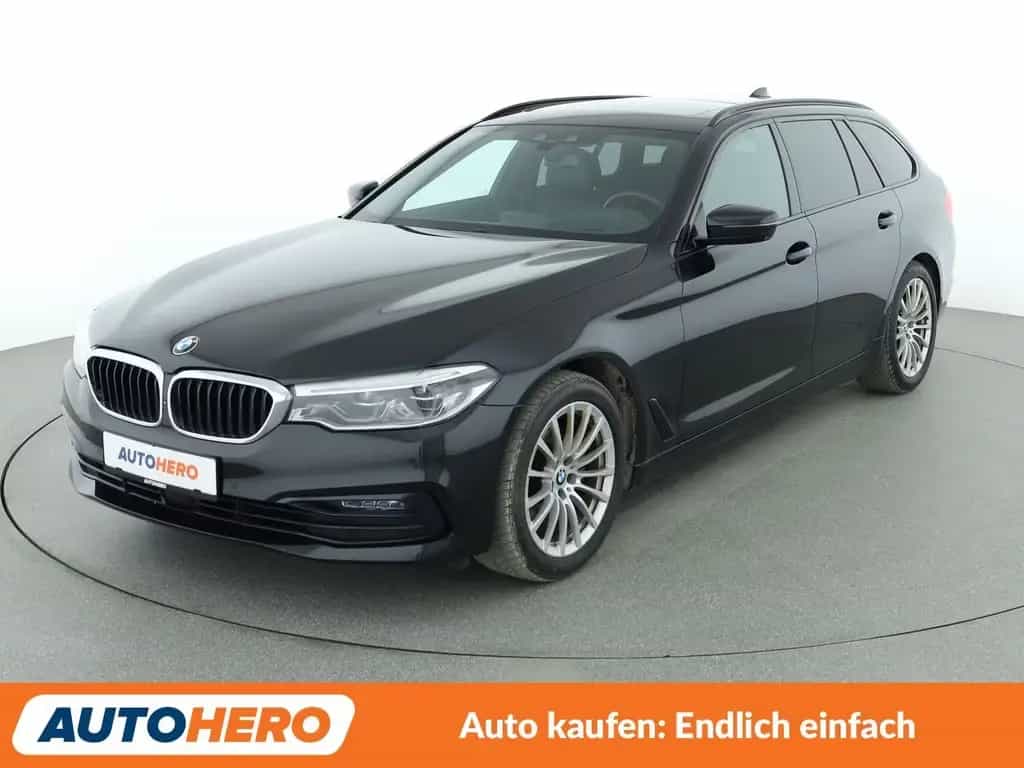 BMW 5 Series 520d Sport Line Aut.*NAVI*LED*360CAM*ACC*SHZ*LHZ 10/2019-photo-0
