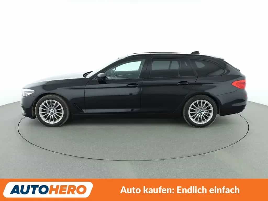 BMW 5 Series 520d Sport Line Aut.*NAVI*LED*360CAM*ACC*SHZ*LHZ 10/2019-photo-2