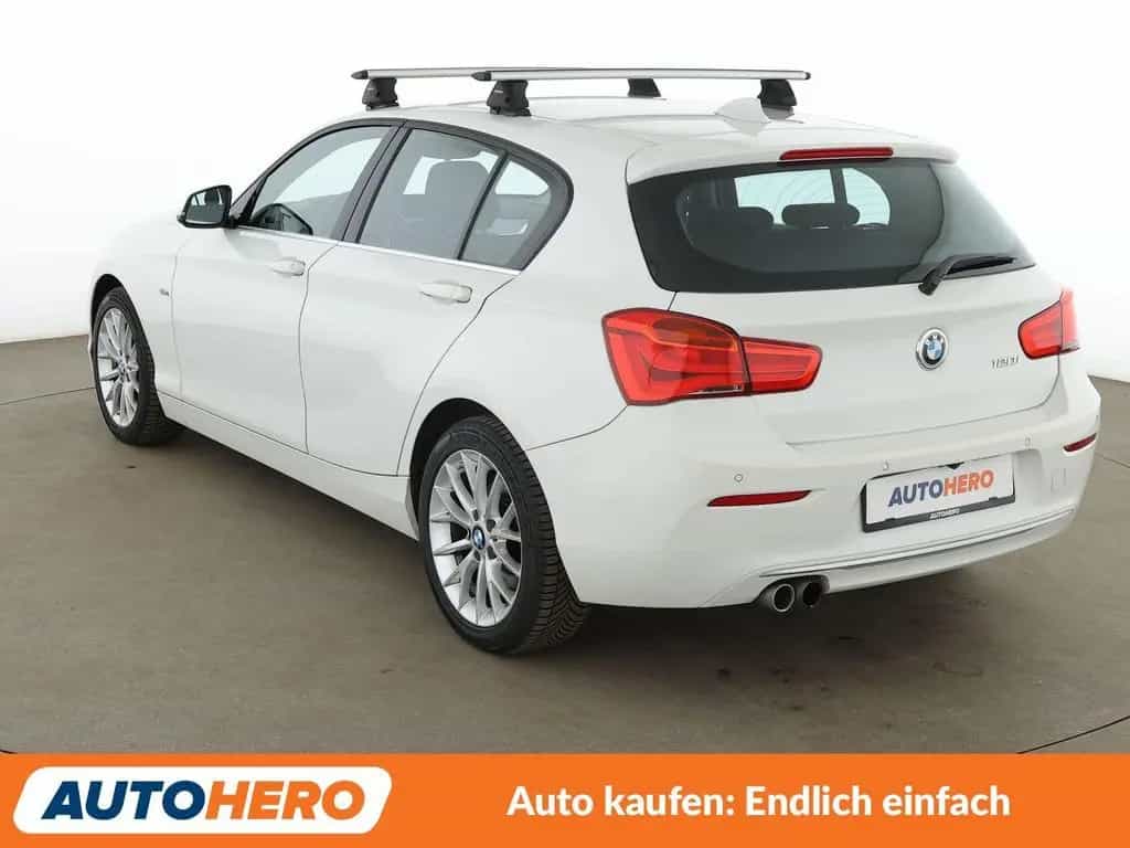 BMW 120 i Urban Line Aut.*NAVI*LED*TEMPO*PDC*CAM* 10/2017-photo-3
