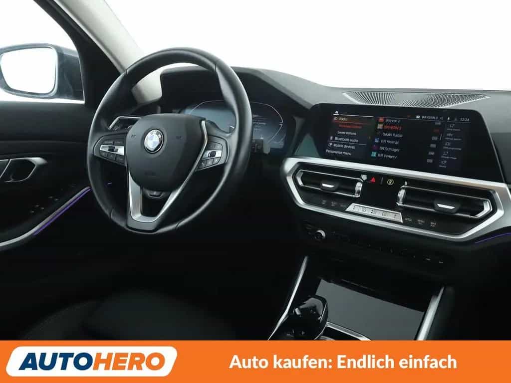 BMW 3 Series 320d Sport Line Aut.*LASER*NAVI*TEMPO*PDC*SHZ* 04/2022-photo-12