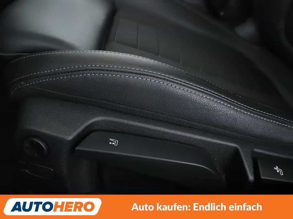 BMW 3 Series 320d Sport Line Aut.*LASER*NAVI*TEMPO*PDC*SHZ* 04/2022-photo-27