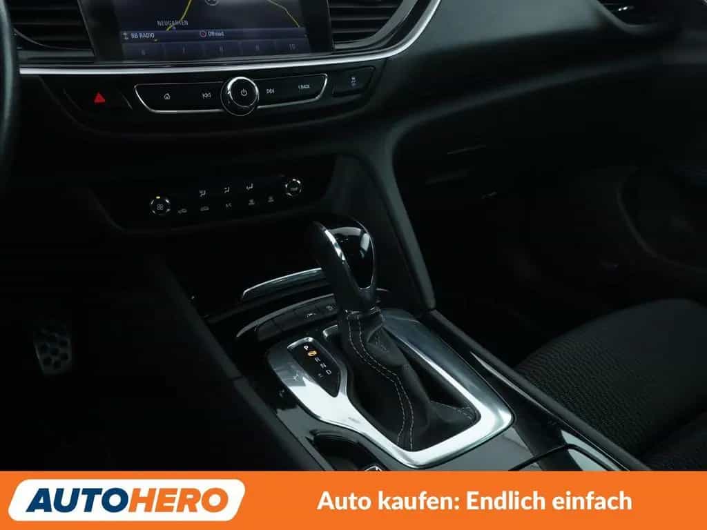 Opel Insignia Sports Tourer 1.5 SIDI Turbo Aut.*NAVI* 01/2018-photo-20