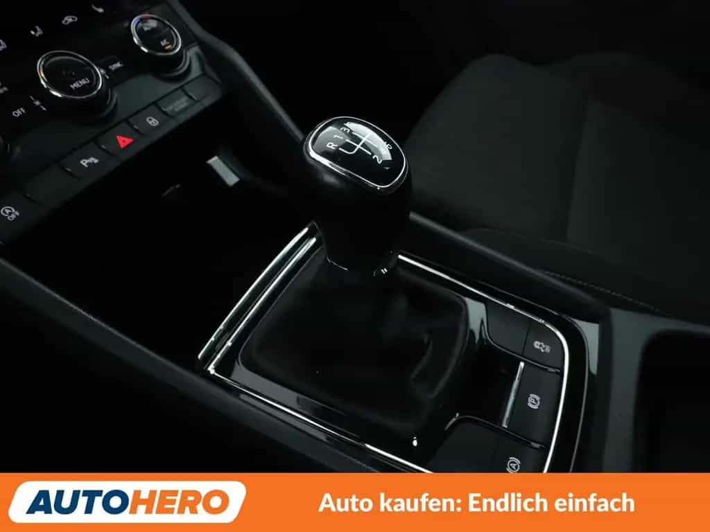 Skoda Karoq 1.0 TSI Style*TEMPO*PDC*SHZ* 04/2018-photo-22
