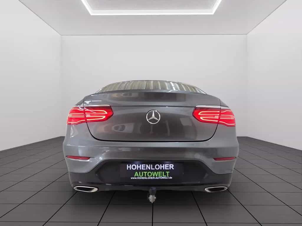 Mercedes-Benz GLC-Class 250 Coupe 4Matic AMG Line *LED*AHK*ACC*RFK* 08/2017-photo-4