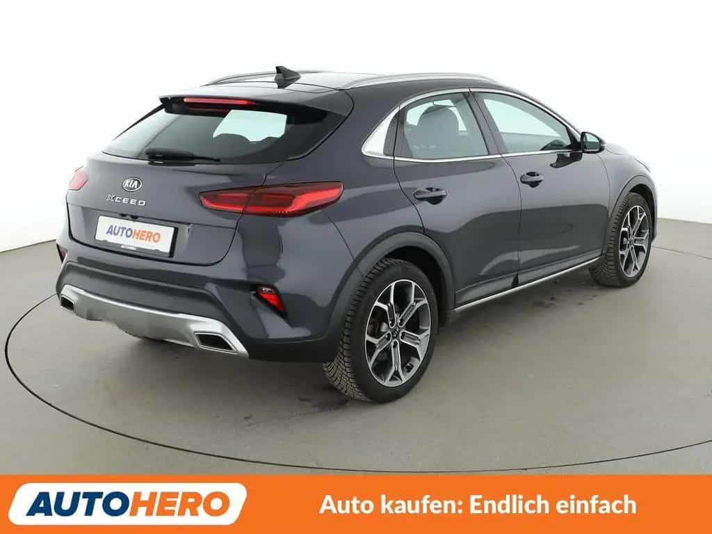 Kia XCeed 1.6 CRDi Mild-Hybrid Spirit Aut*NAVI*LED* 10/2021-photo-5