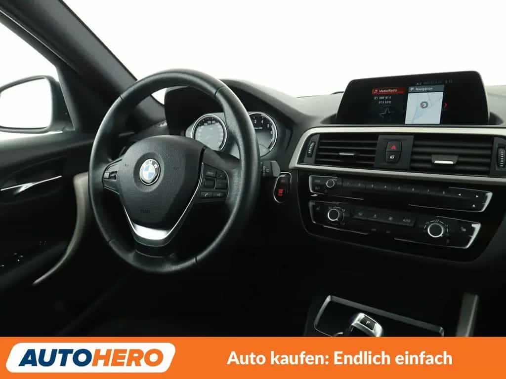 BMW 1 Series 118i Aut. *NAVI*SHZ*PDC*ALU*AUTOKLIMA* 12/2017-photo-12