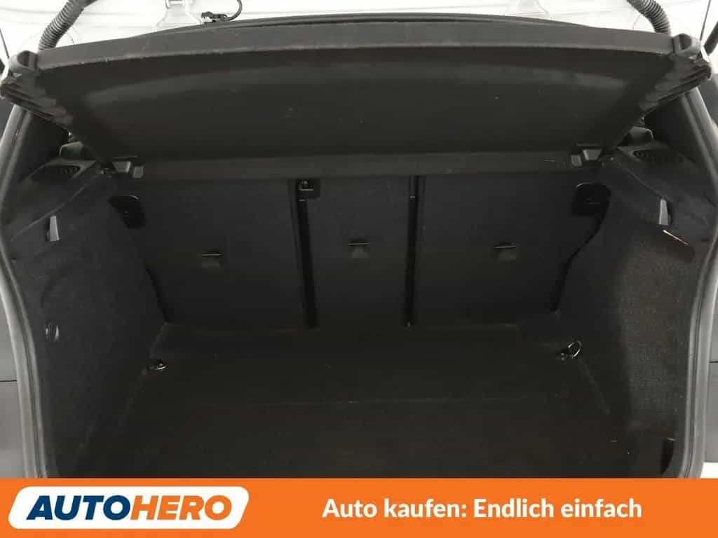 BMW 1 Series 118i Aut. *NAVI*SHZ*PDC*ALU*AUTOKLIMA* 12/2017-photo-17