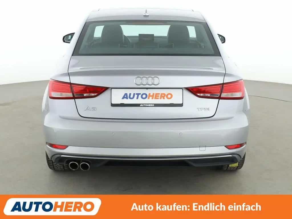 Audi A3 Limousine 1.5 TFSI ACT Design Aut.*NAVI*PDC* 02/2018-photo-4