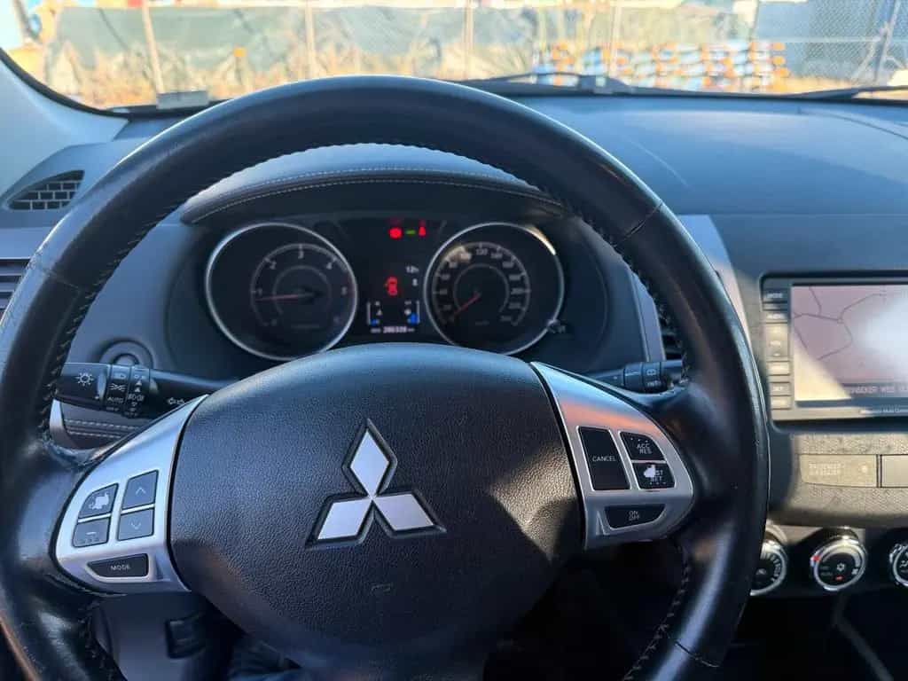 Mitsubishi Outlander 2.0 Diesel 06/2006-photo-12