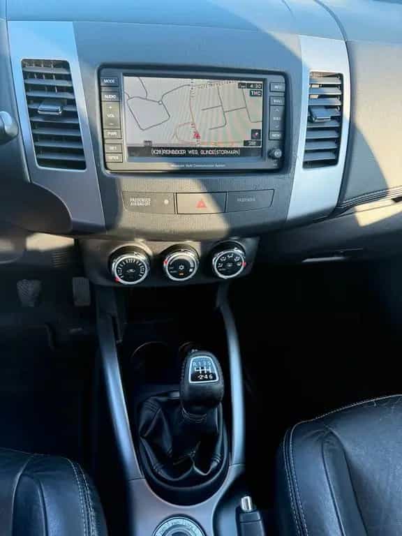 Mitsubishi Outlander 2.0 Diesel 06/2006-photo-13
