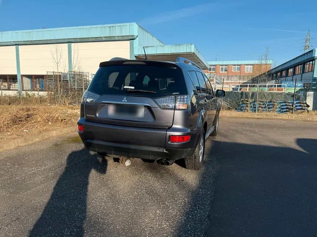Mitsubishi Outlander 2.0 Diesel 06/2006-photo-3