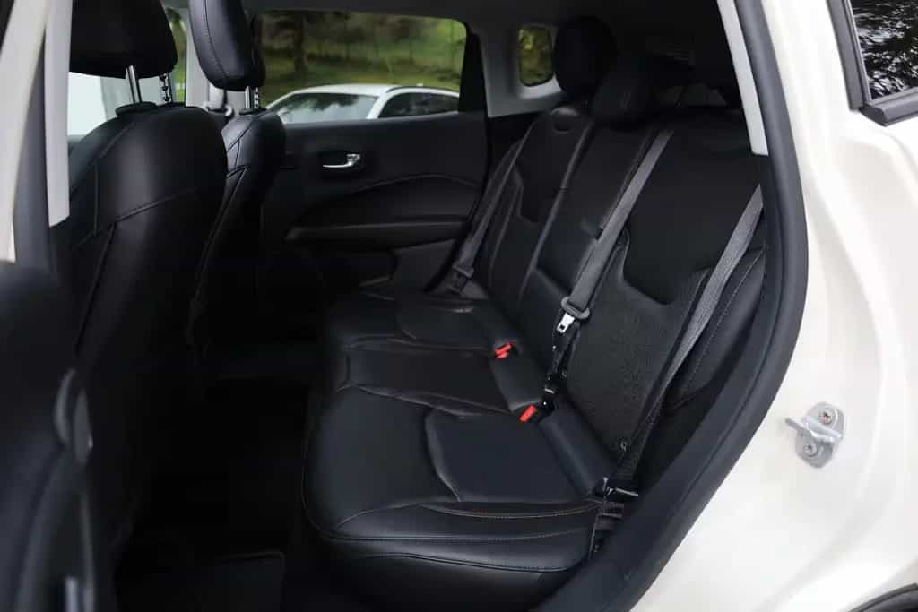 Jeep Compass 1.4 Limited 4WD/PANO/KAMERA/PREMIUM/LEDE 04/2018-photo-8