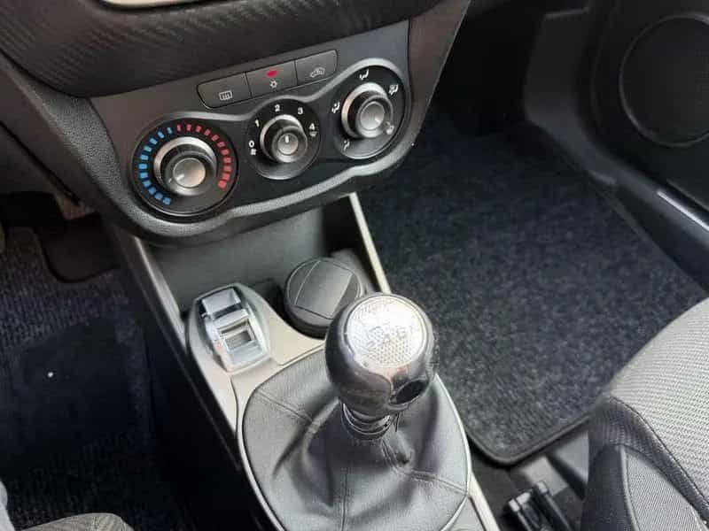 Alfa Romeo MiTo MiTo 1.4 m.air Progression 105cv 06/2010-photo-11