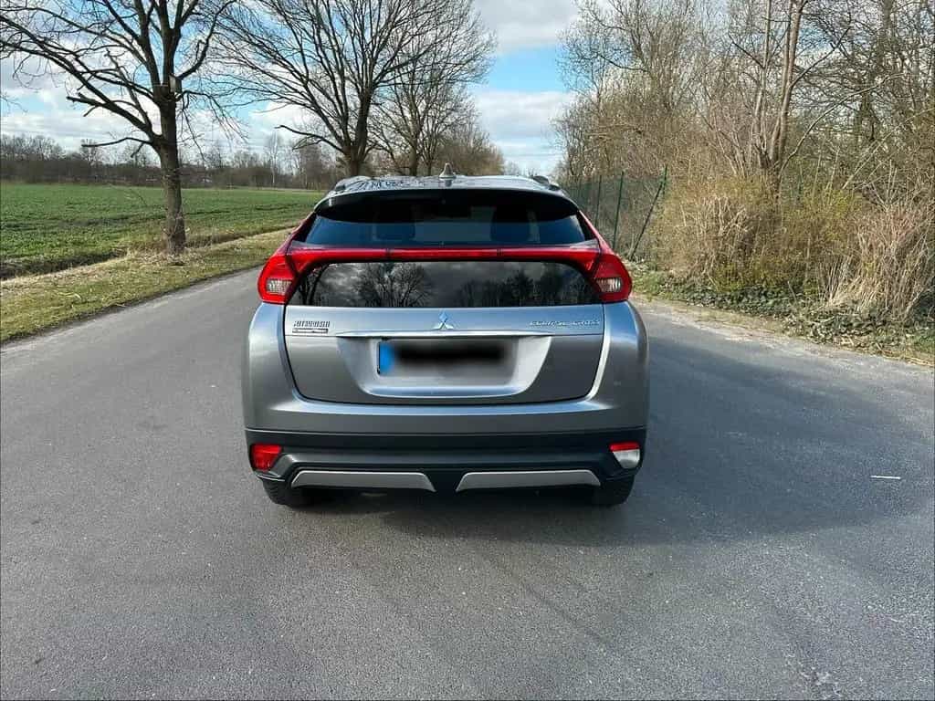 Mitsubishi Eclipse Cross 01/2020-photo-3