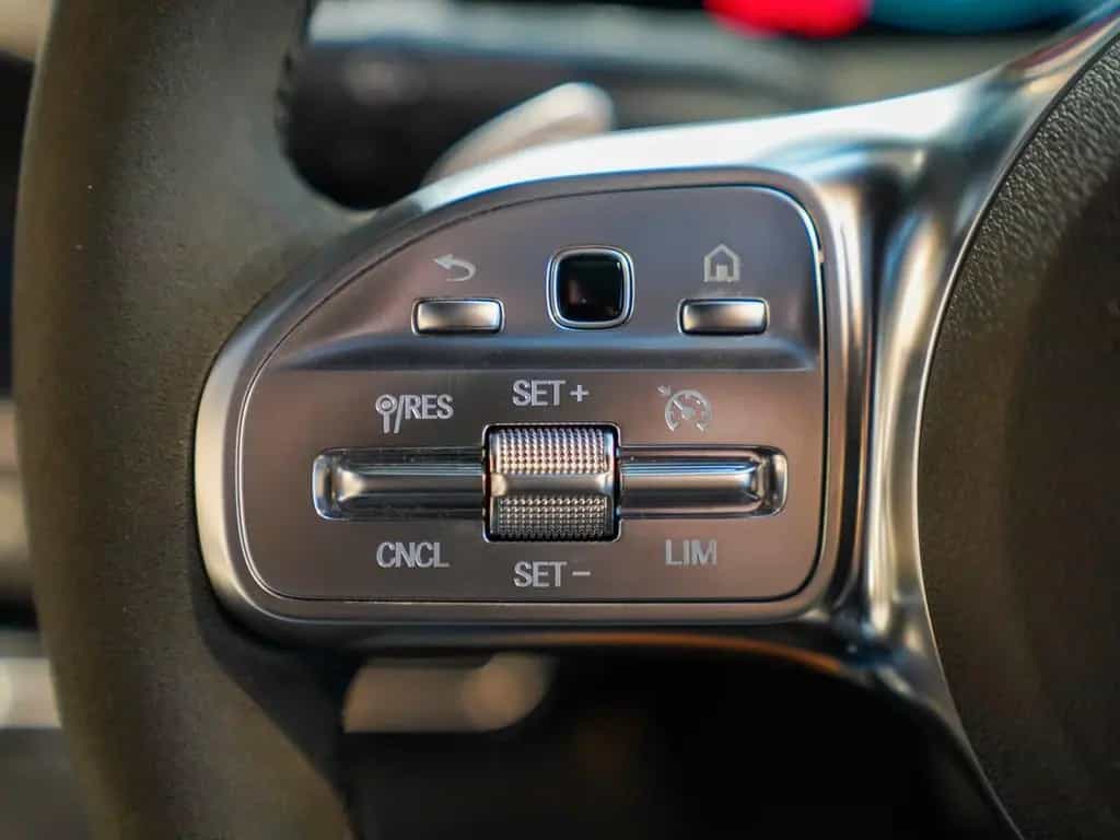 Mercedes-Benz Coupé AMG Line Night Burmester Panorama 09/2020-photo-18