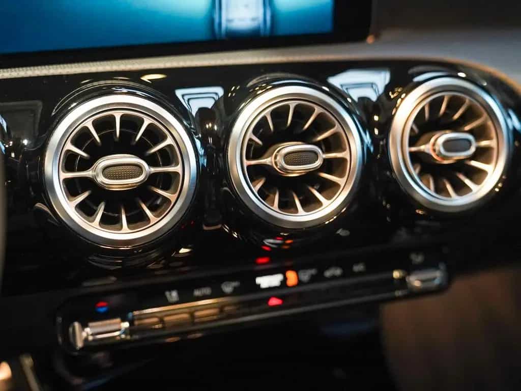 Mercedes-Benz Coupé AMG Line Night Burmester Panorama 09/2020-photo-23