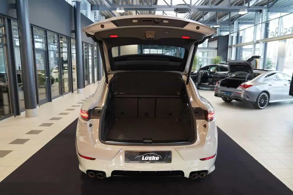 Porsche Cayenne Coupe GTS kreide Sport Classic Pano AHK 03/2022-photo-12