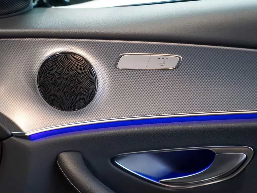 Mercedes-Benz E-Class 200 T AMG Line MULTIBEAM Kamera Totwinkel DAB 11/2019-photo-12