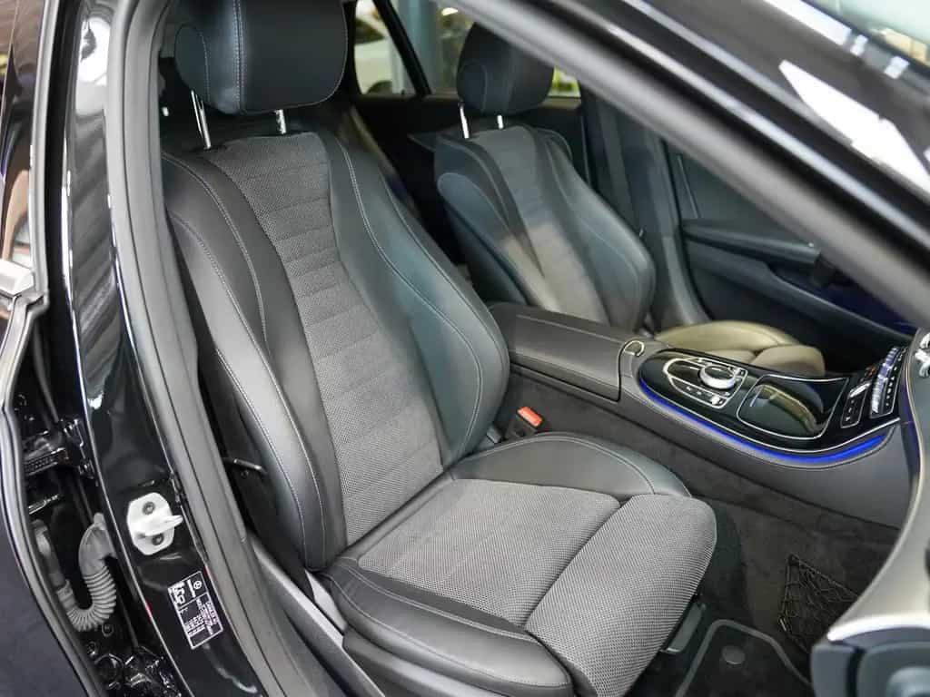 Mercedes-Benz E-Class 200 T AMG Line MULTIBEAM Kamera Totwinkel DAB 11/2019-photo-9