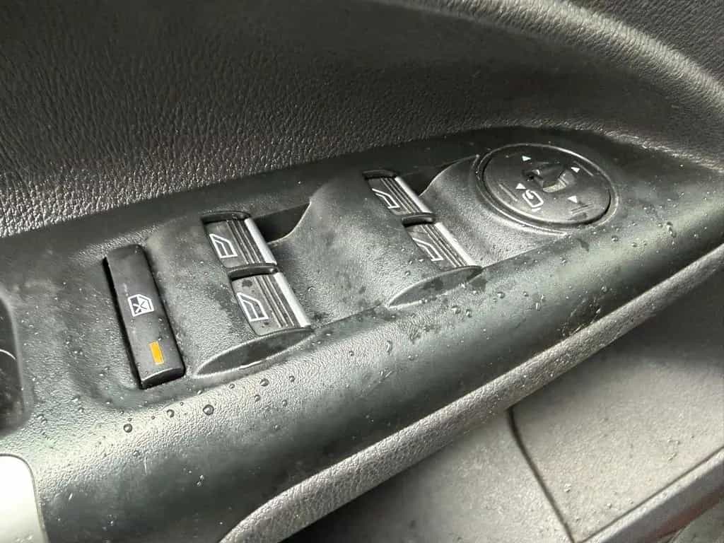 Ford Tourneo Conecct Titanium Pano*Navi*Kamera*AHK* 06/2018-photo-20