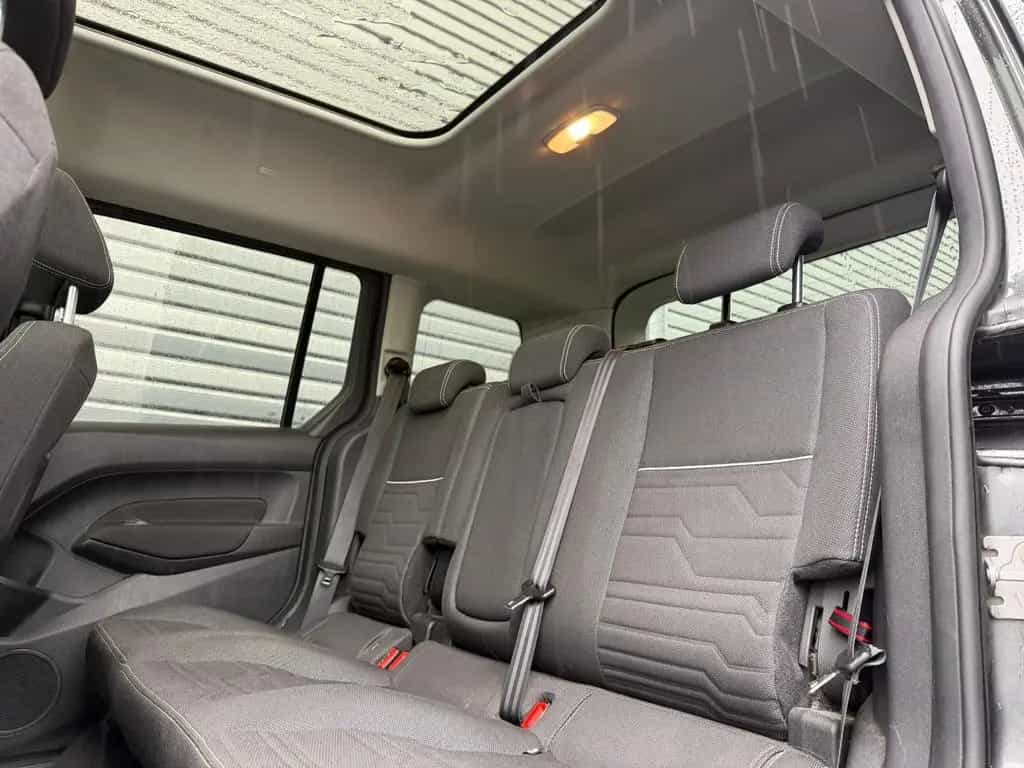 Ford Tourneo Conecct Titanium Pano*Navi*Kamera*AHK* 06/2018-photo-4