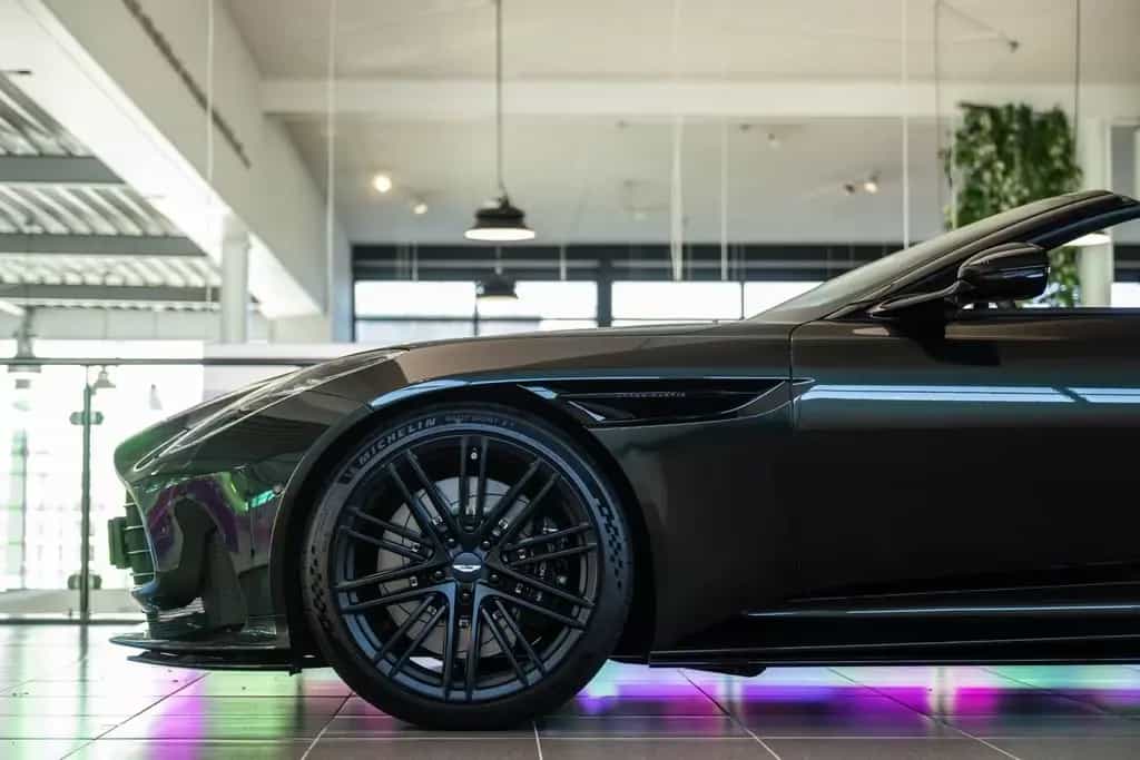 Aston Martin DB12 VOLANTE 4.0 V8 08/2024-photo-12