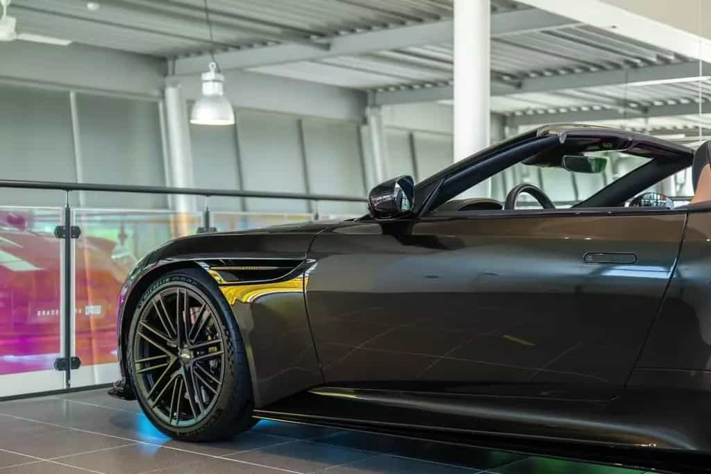 Aston Martin DB12 VOLANTE 4.0 V8 08/2024-photo-8