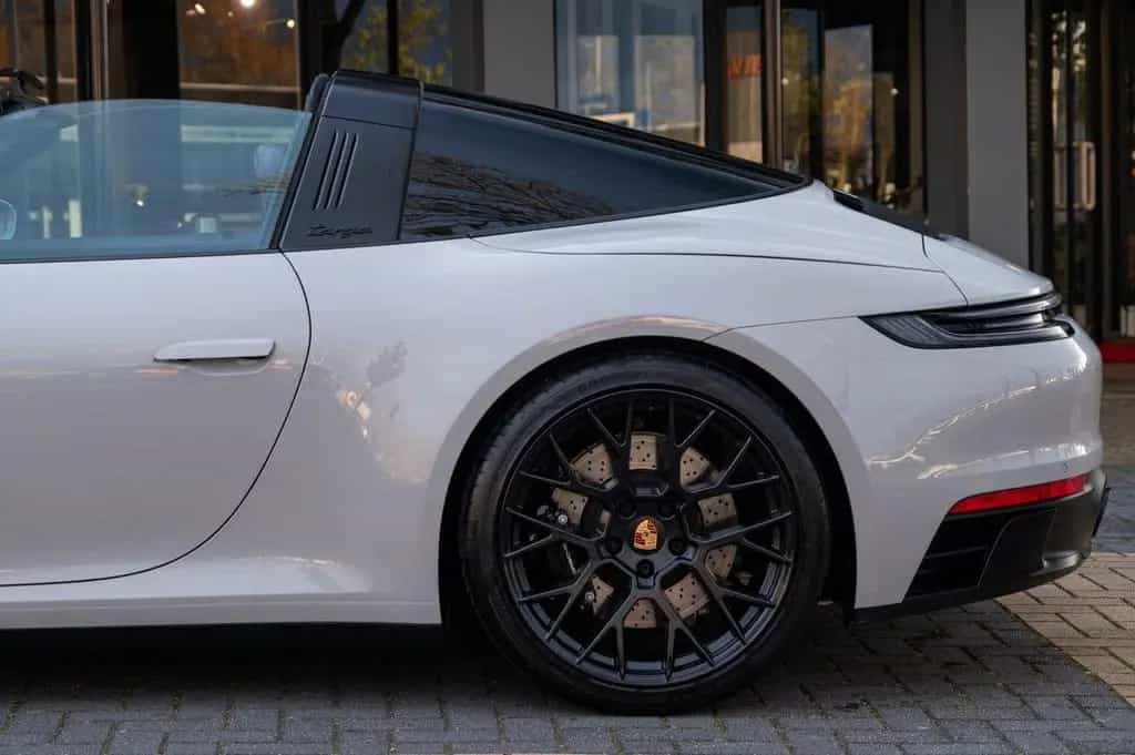 Porsche 992 992 Targa 4 GTS 09/2023-photo-14