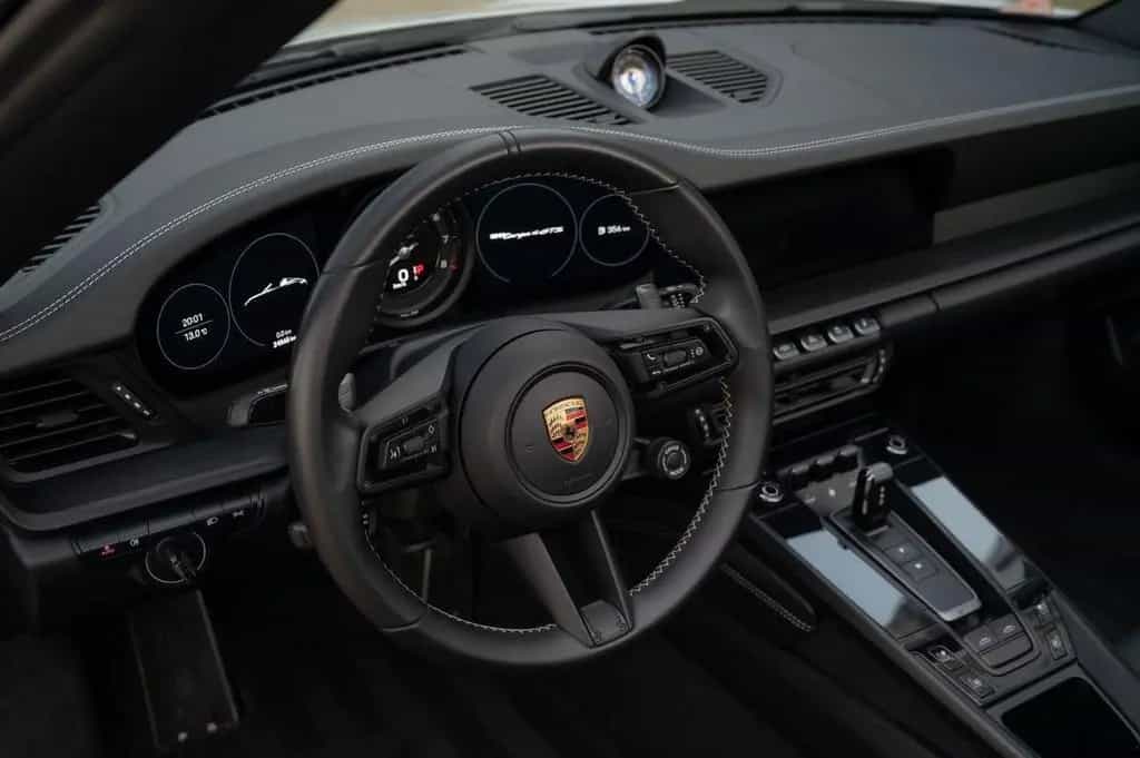 Porsche 992 992 Targa 4 GTS 09/2023-photo-15