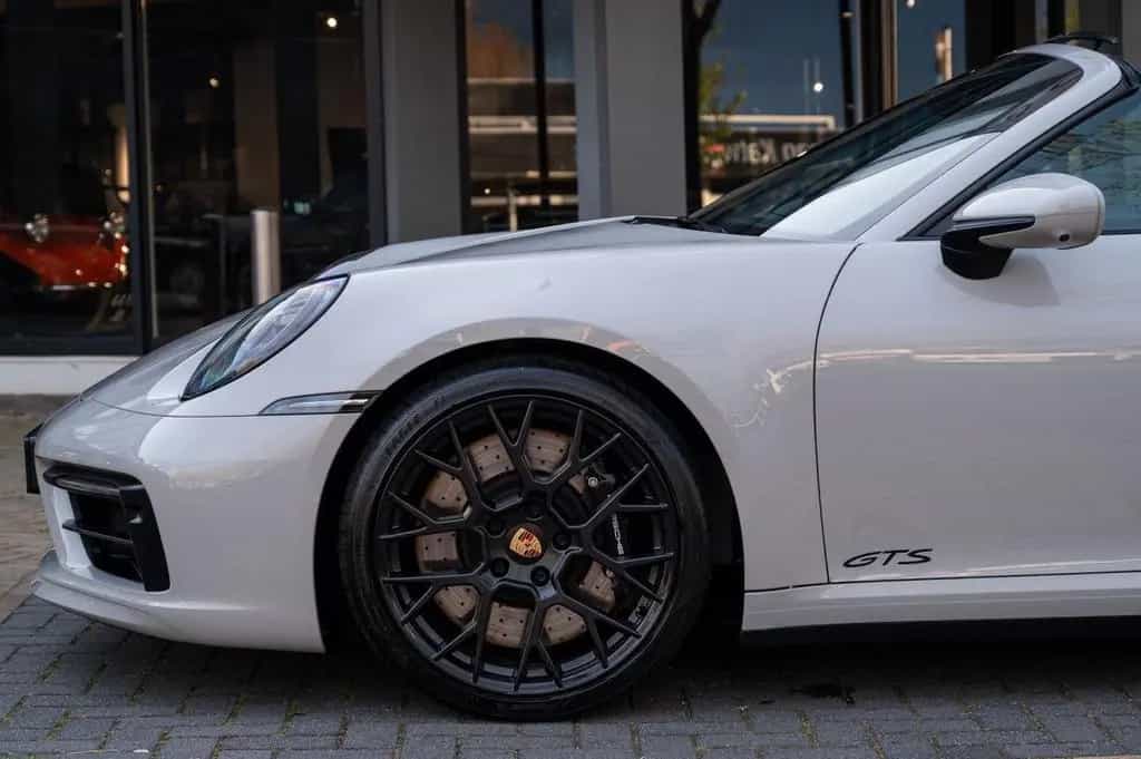 Porsche 992 992 Targa 4 GTS 09/2023-photo-16