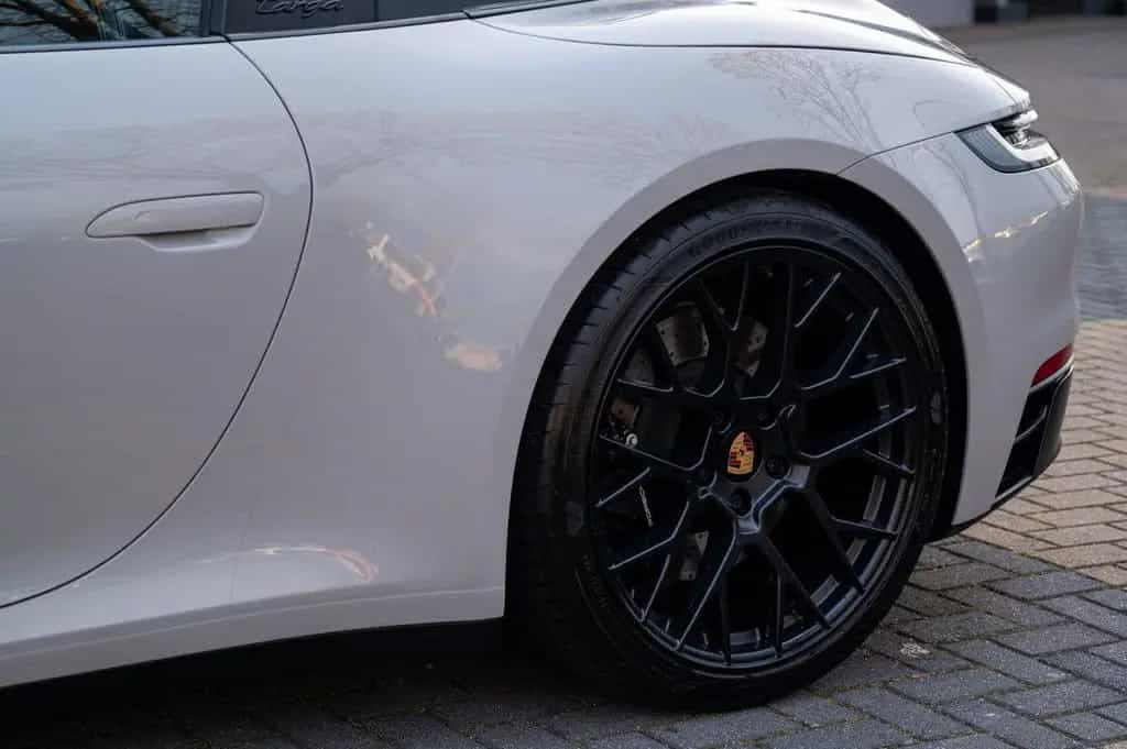 Porsche 992 992 Targa 4 GTS 09/2023-photo-22