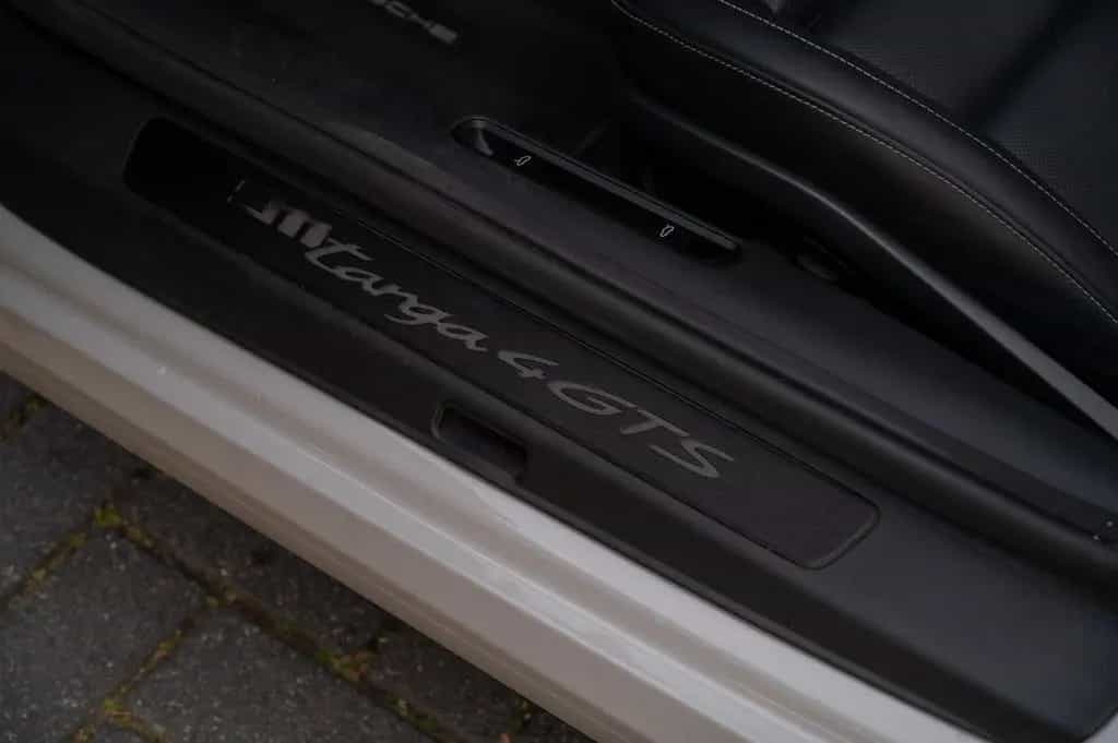 Porsche 992 992 Targa 4 GTS 09/2023-photo-27