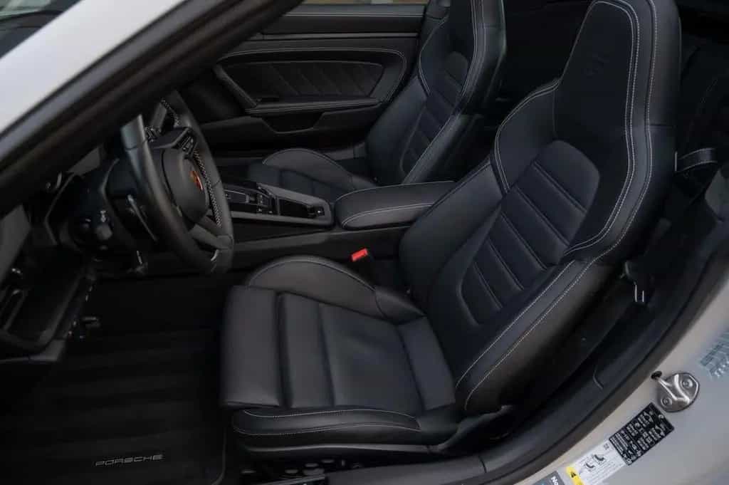 Porsche 992 992 Targa 4 GTS 09/2023-photo-35